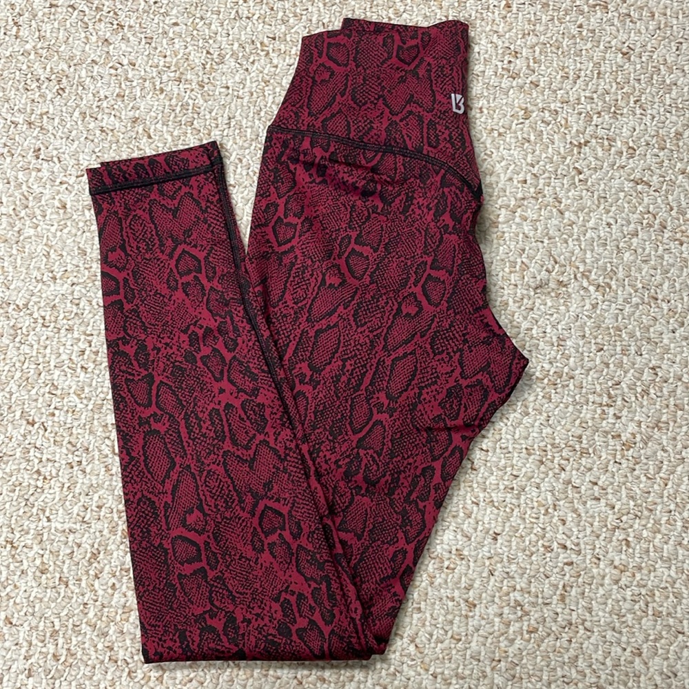 Buffbunny red and black snakeskin leggings size S
